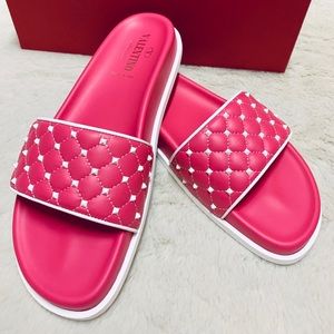 Brand new- Valentino rockstar mules
